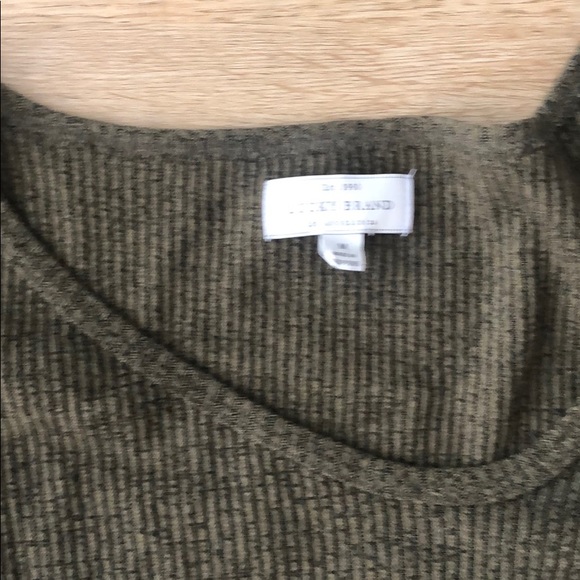 Lucky off shoulder thermal top - Picture 2 of 2